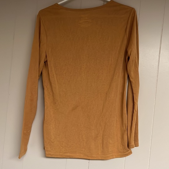 FADED GLORY Mustard Long-Sleeved Tee - Picture 2 of 3